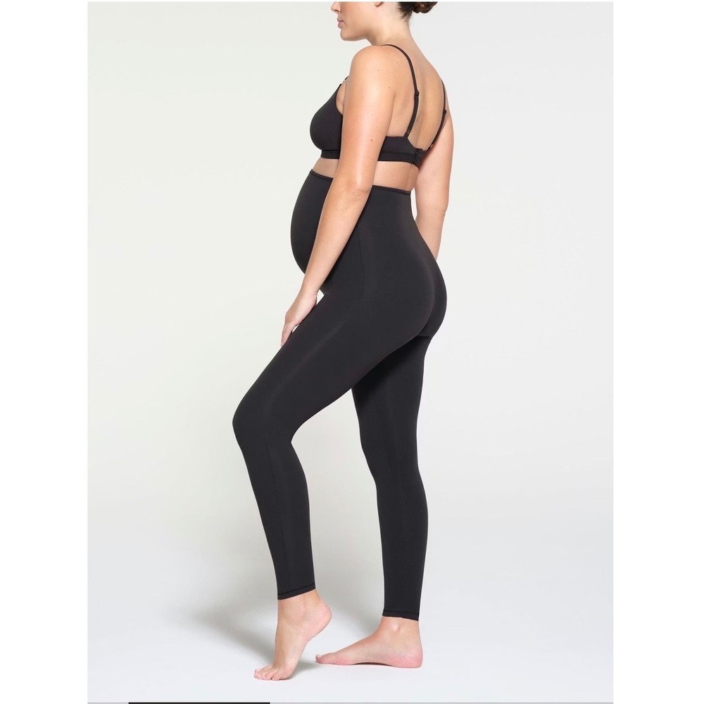 SKIMS Fits Everybody Maternity Legging Onyx Black S BO-LEG-4479
